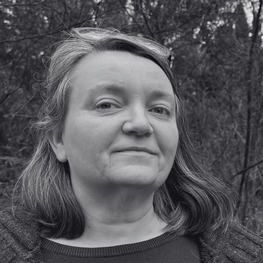 Portrait of Southern Highlands artist and curator Kath O’Donnell, founder of Invisible Art Space, whose practice explores speculative ecologies, digital art and future landscapes.